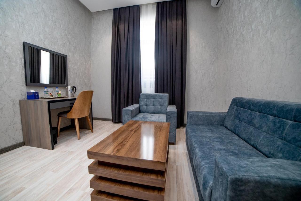 Hotel New York Tashkent Exterior foto